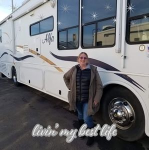 Meet your Posher, Debra